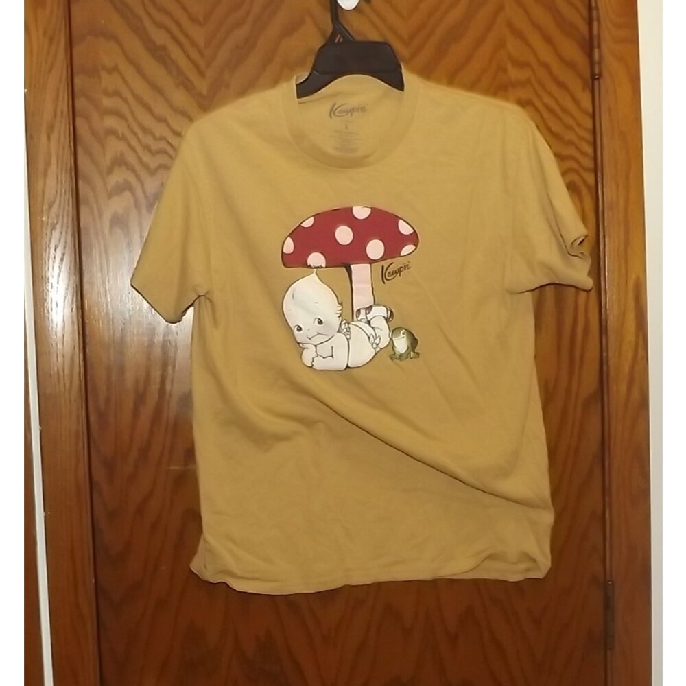 Urban Outfitters Kewpie Mushroom T Shirt Mens L Tan Cottagecore Frog Graphic EUC